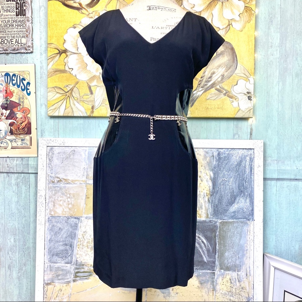 Blugirl Blumarine black NWT midi dress Sz. M/ 44 Italy sleeveless fitted v-neck